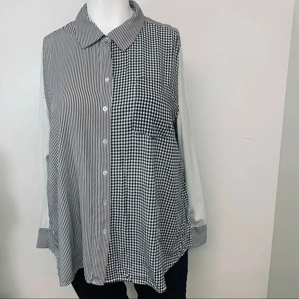 Lane Bryant Blouse Top Black White Stripe Check 22/24‎  Long Line Hi Liw Buttons